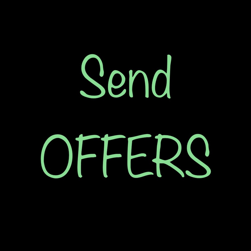 Send offers!! All reasonable offers considered ❤️❤️